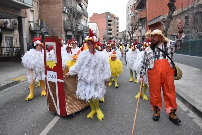 Las Mañanas - Una rua de Carnaval ben diversa i acolorida