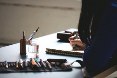 La Intersecció - El mundo me cabrea: escriure malament els noms