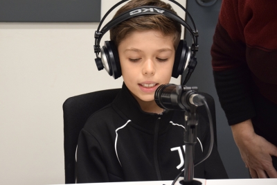 Poesia - "Els Llibres", recita Sergio Díaz