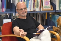 Las Mañanas - El poeta Melcion Mateu visita la Biblioteca Rosa Leveroni